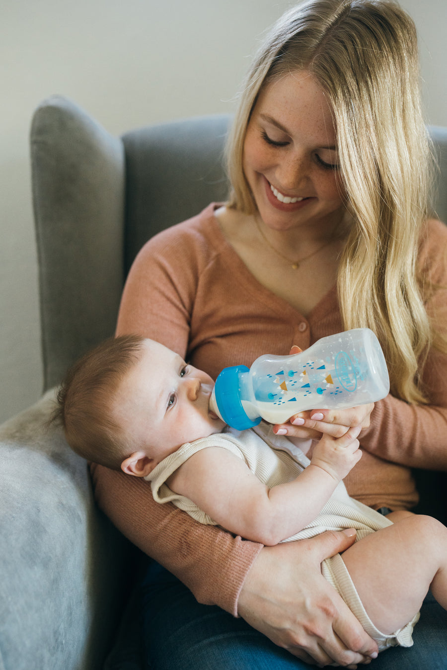 270 Ml Geniş Ağız Antikolik Options+ PP Mavi Desenli Biberon